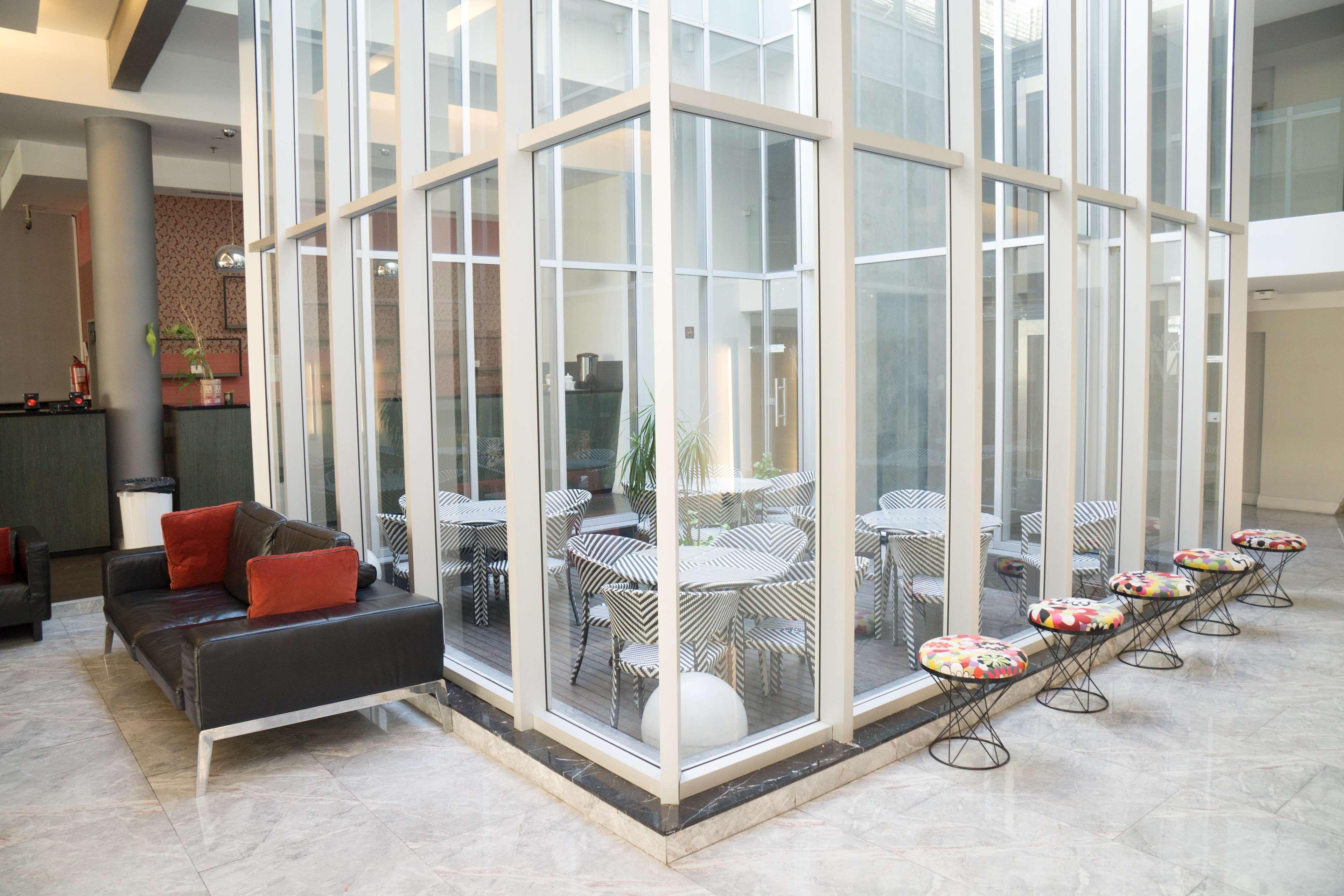 Howard Johnson Buenos Aires Abasto — Photos 1